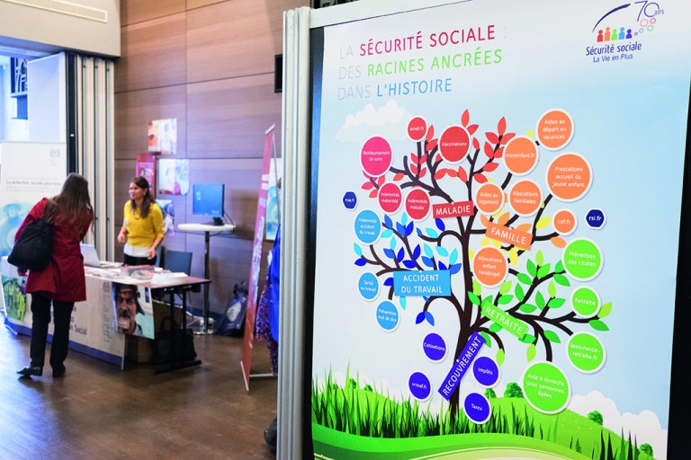 TOURAINE_2015_10_06_70 ans de la Securite Sociale en presence de Mr le President Hollande. Credit: Ministere des Affaires Sociales/DICOM/William Alix/SIPA